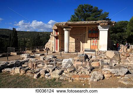 Picture - Greece, Crete, Cnossos, archeological site. Fotosearch