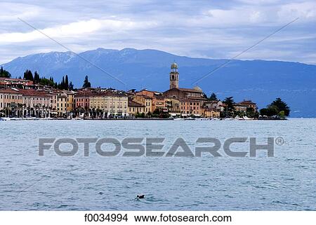 Picture - Italy, Salo, lake Garda. Fotosearch