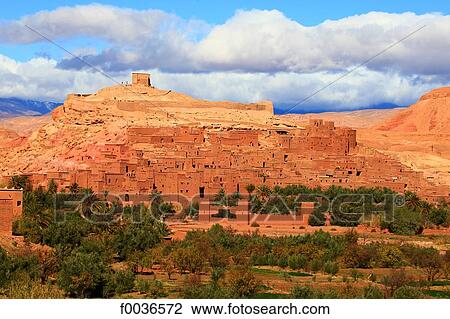 Stock Image - Morocco, High Atlas, near Ourzazate, Ait-Ben-Haddou. Fotosearch
