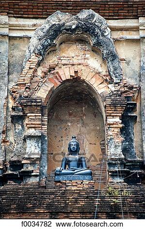 Stock Image - Thailand, Chiang Mai, Wat Lok Moli temple, Buddha. Fotosearch