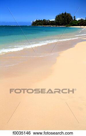 United States, Hawaii, island of Maui, beach View Large Photo Image Stock Photograph - United States, Hawaii, island of Maui, beach. Fotosearch
