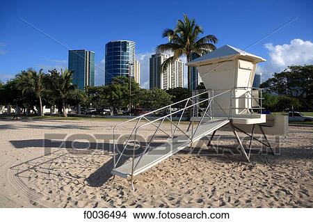 Picture - United States, Hawaii, Oahu island, Waikiki beach, lifeguard station. Fotosearch