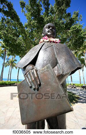 Stock Photography - United States, Hawaii, Oahu island, Waikiki beach, statue of prince Kuhio. Fotosearch
