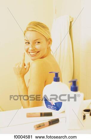 Stock Image - Face and Beauty, lifestyle, adults, beauty. Fotosearch