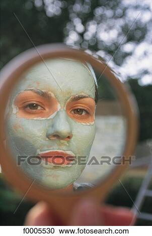 Stock Image - Face and Beauty, lifestyle, people, adults. Fotosearch