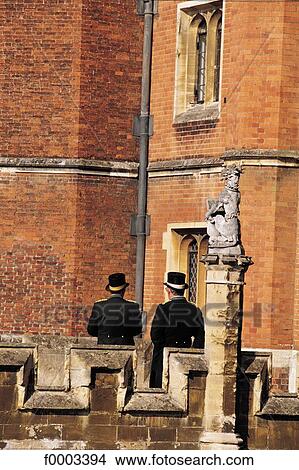 Picture - Hampton Court Palace, royal residence. Fotosearch