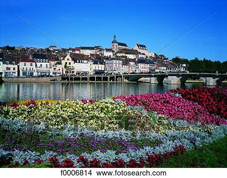 Burgundy, Joigny sur l'Yonne View Large Photo Image Picture - Burgundy, Joigny sur l'Yonne. Fotosearch