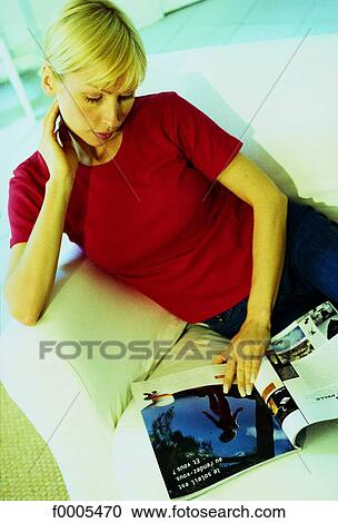Stock Image - lifestyle, adults, people, A Day with Julia. Fotosearch