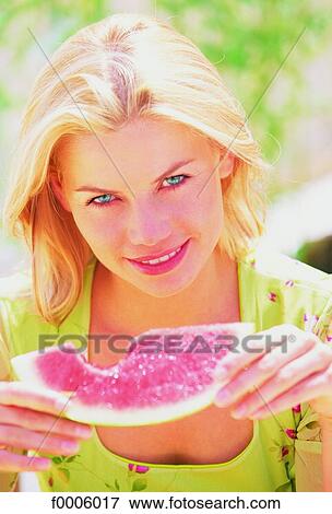 Stock Photo - lifestyle, women, girl, woman, A Day with Julia. Fotosearch