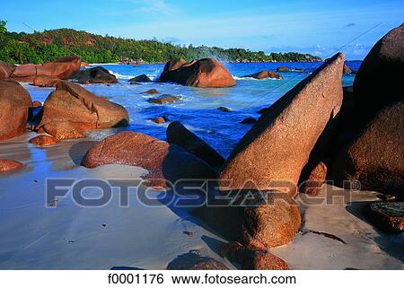 Stock Photograph - Seychelles, Praslin Island. Fotosearch