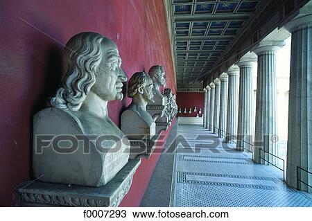 Stock Image - Germany, Munich, statues at the Rumhesshalle. Fotosearch