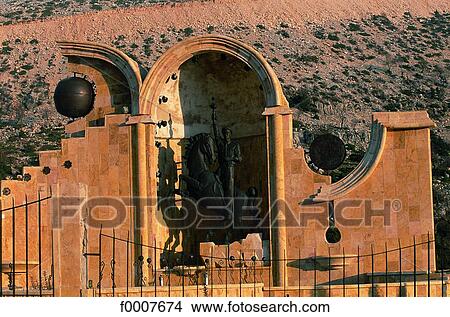 Picture - Syria, Monument in memory of the President's brother. Fotosearch