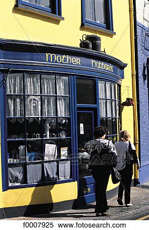 Stock Photography - Ireland, Kinsale, pub. Fotosearch