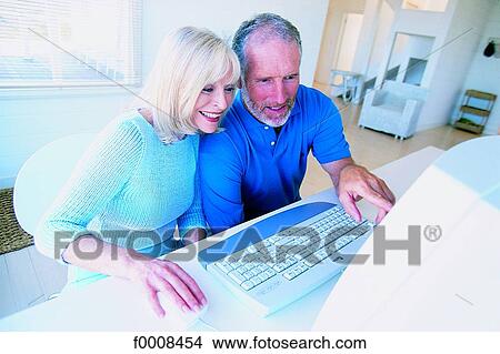 seniors and family, lifestyle, seniors, mature adult, mature adults View Large Photo Image Picture - seniors and family, lifestyle, seniors, mature adult, mature adults. Fotosearch