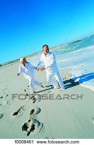 Stock Image - seniors and family, lifestyle, seniors, mature adult, mature adults. Fotosearch