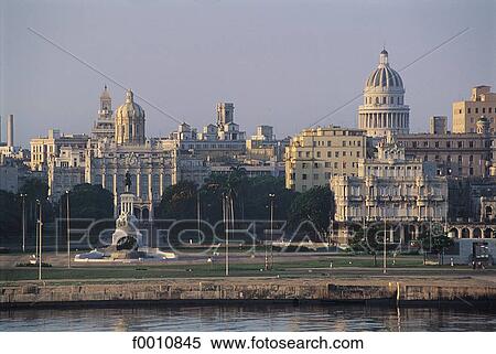 Stock Photography - La Havana, Capitol, Marty memorial. Fotosearch