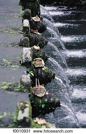 Tampaksiring, Pura Tirta Empul baths View Large Photo Image Stock Image - Tampaksiring, Pura Tirta Empul baths. Fotosearch