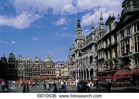 Stock Photograph - Cinquantenaire park, army Museum. Fotosearch