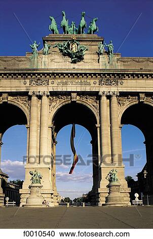Stock Image - Cinquantenaire park, Triumphal Arch. Fotosearch