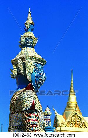 Stock Image - Thailand, Bangkok, Wat Phra Keo temple. Fotosearch