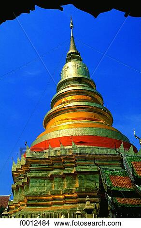 Picture - Thailand, Lamphun, Wat Phra That Hariphunchai. Fotosearch
