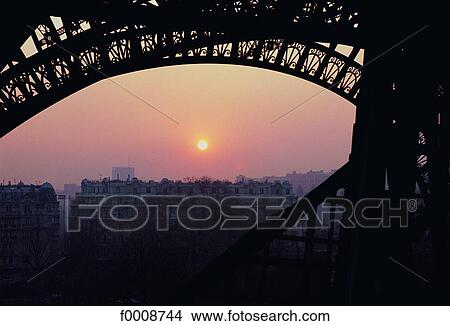 France Paris Coucher Soleil Sous Tour Eiffel Image