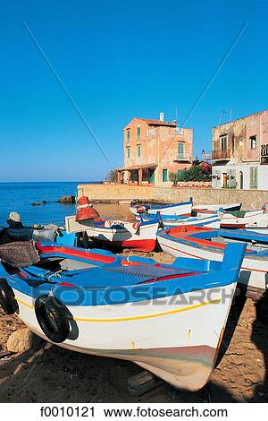 Stock Image - Italy, Sicily, Segesta Greek temple. Fotosearch