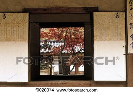 Picture - South Korea, Seoul, Changdokkung palace, the Secret garden. Fotosearch