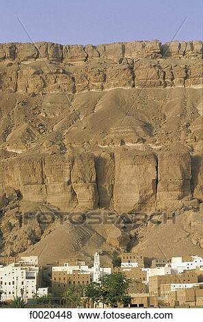 Yemen, Shibam, city and mountains View Large Photo Image Stock Photo - Yemen, Shibam, city and mountains. Fotosearch