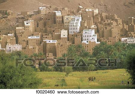 Stock Image - Yemen, Wadi Do'an Rihab village. Fotosearch