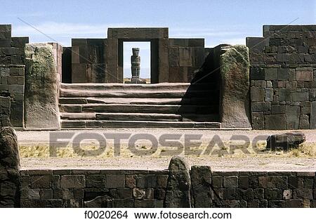Picture - Bolivia, Tiwanaco, Kalassaya Gate, astronomical sanctuary. Fotosearch