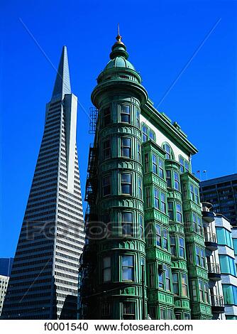 Stock Image - California, San Francisco, Transamerica Pyramide. Fotosearch