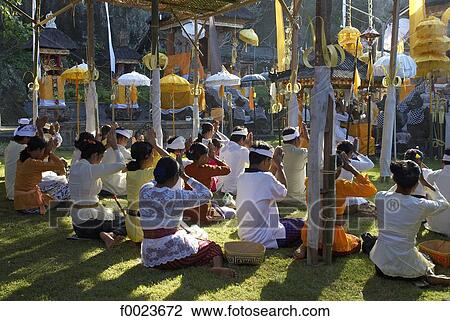 Indonesia, Bali, Rambut Siwi Temple, annual temple festival, beach View Large Photo Image Stock Image - Indonesia, Bali, Rambut Siwi Temple, annual temple festival, beach. Fotosearch