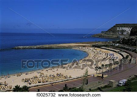 Stock Image - Spain, Canary Islands, Gran Canaria, Puerto Rico, beach. Fotosearch