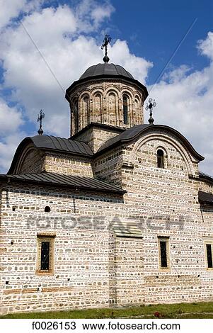 Stock Image - Romania, Wallachia, Curtea de Arges, princely church of Saint Nicholas. Fotosearch