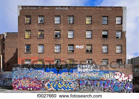 Stock Image - United States, California, San Francisco, graffiti. Fotosearch