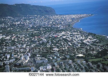 Picture - Reunion, Saint-Denis, aerial view. Fotosearch