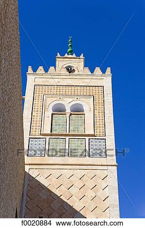 Picture - Tunisia, Kairouan, mausoleum of Abou Zamaa el Balaoui. Fotosearch