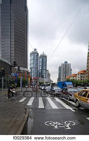 Picture - China, Shanghai, trafic. Fotosearch