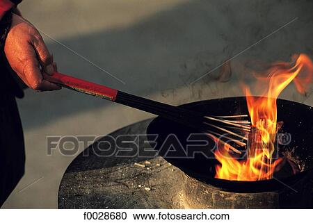 Chine, Shanghai, Jade Buddha temple, burning incense View Large Photo Image Stock Image - Chine, Shanghai, Jade Buddha temple, burning incense. Fotosearch