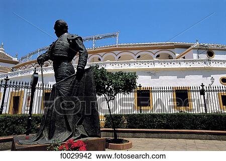 Stock Image - Spain, Andalusia, Seville, plaza deToros de la Maestranza, monument to Manolete . Fotosearch