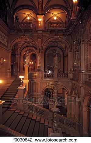 Stock Image - Autriche, Vienne, opéra, escalier. Fotosearch