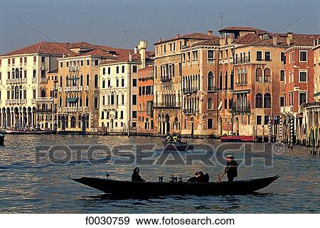 Italie, Venise, Grand canal, façades d'immeubles View Large Photo Image Stock Photo - Italie, Venise, Grand canal, façades d'immeubles. Fotosearch