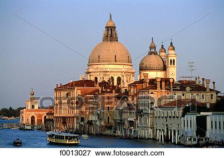 Italie, Venise, Grand canal, la Salute au crépuscule View Large Photo Image Stock Photo - Italie, Venise, Grand canal, la Salute au crépuscule. Fotosearch