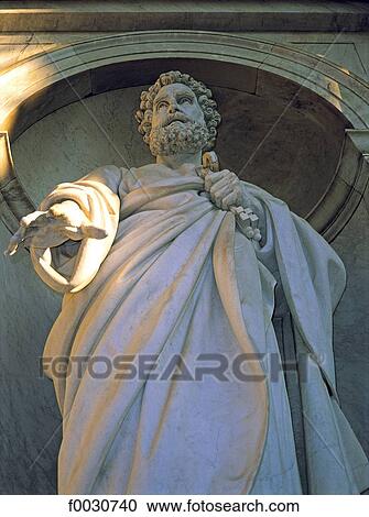 Stock Image - Italie, Rome, château Saint-Ange, statue. Fotosearch