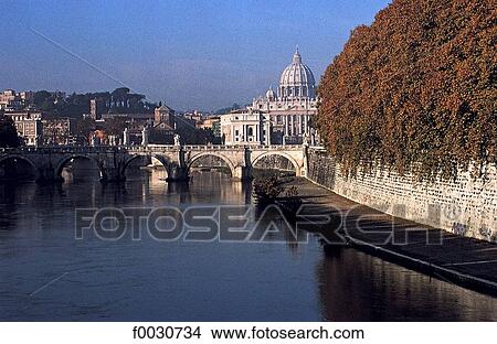 Italie, Rome, le pont San Angelo sur le Tibre et le dôme de Saint-Pierre View Large Photo Image Picture - Italie, Rome, le pont San Angelo sur le Tibre et le dôme de Saint-Pierre. Fotosearch