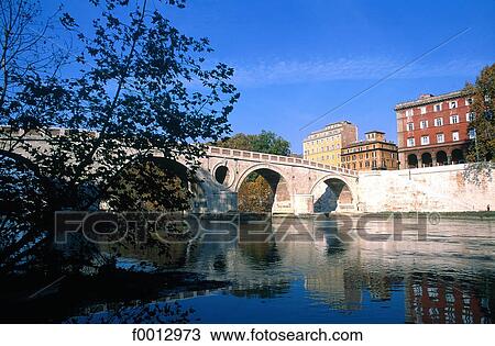 Italie, Rome, le pont Sixte sur le Tibre View Large Photo Image Stock Image - Italie, Rome, le pont Sixte sur le Tibre. Fotosearch