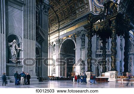Stock Image - Italie, Rome, Vatican, basilique Saint-Pierre, le Baldaquin du Bernin. Fotosearch