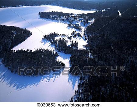 Canada, Québec, Grand Nord, survol d'une forêt en hiver View Large Photo Image Stock Image - Canada, Québec, Grand Nord, survol d'une forêt en hiver. Fotosearch