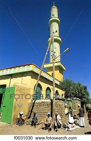 Stock Image - Ethiopia, Tigré region, Mékélé, street scene by the mosque. Fotosearch